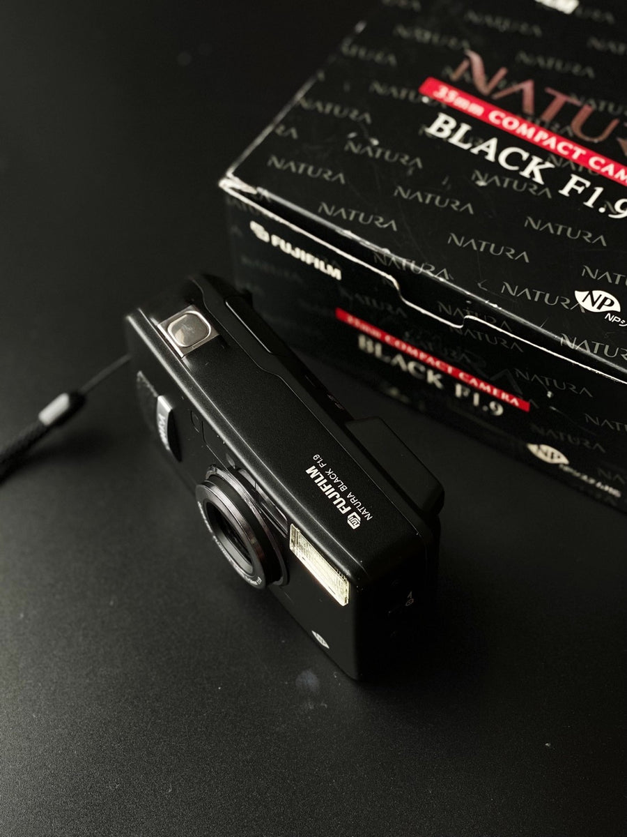 FUJIFILM Natura Black F1.9