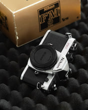 Load image into Gallery viewer, Nikon New FM2 Silver
