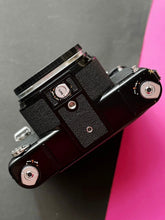 Load image into Gallery viewer, Asahi Pentax 6x7 TTL
