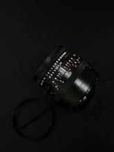Load image into Gallery viewer, Carl Zeiss Planar 100mm 1:3.5 T* CF
