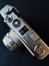 Load image into Gallery viewer, Yashica Electro 35 GS
