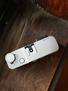 Leica CM