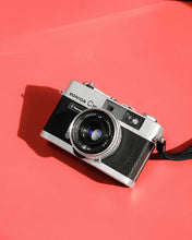 Load image into Gallery viewer, Konica C35 Flashmatic
