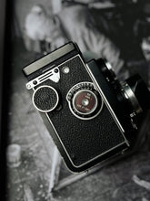 Load image into Gallery viewer, Rolleicord V
