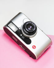 Load image into Gallery viewer, Leica C1
