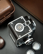 Load image into Gallery viewer, Rolleiflex 2.8E2 Planar
