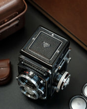 Load image into Gallery viewer, Rolleiflex 2.8E2 Planar
