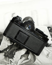 Load image into Gallery viewer, Nikon FE Black
