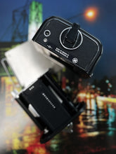 Load image into Gallery viewer, Hasselblad Film Back A16 Black
