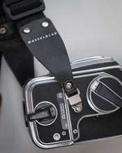 Load image into Gallery viewer, Hasselblad Wide Camera Strap 59080
