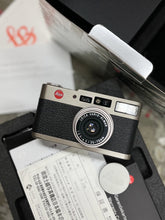 Load image into Gallery viewer, Leica CM Zoom

